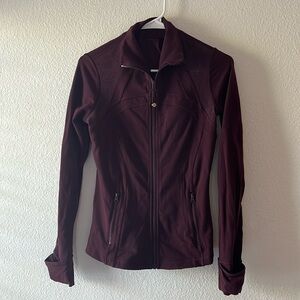 LuLulemon Size 6 Burgundy Zip Up